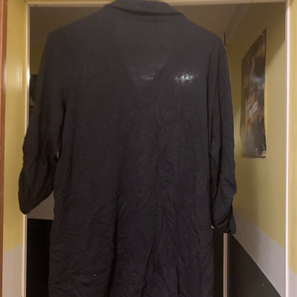 Women’s large black button down Liz Claiborne shirt - Picture 3 of 3